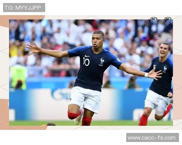 万子足球明星盘点:那些在绿茵场上闪耀的传奇人物与新星 万子足球明星盘点:那些在绿茵场上闪耀的传奇人物与新星